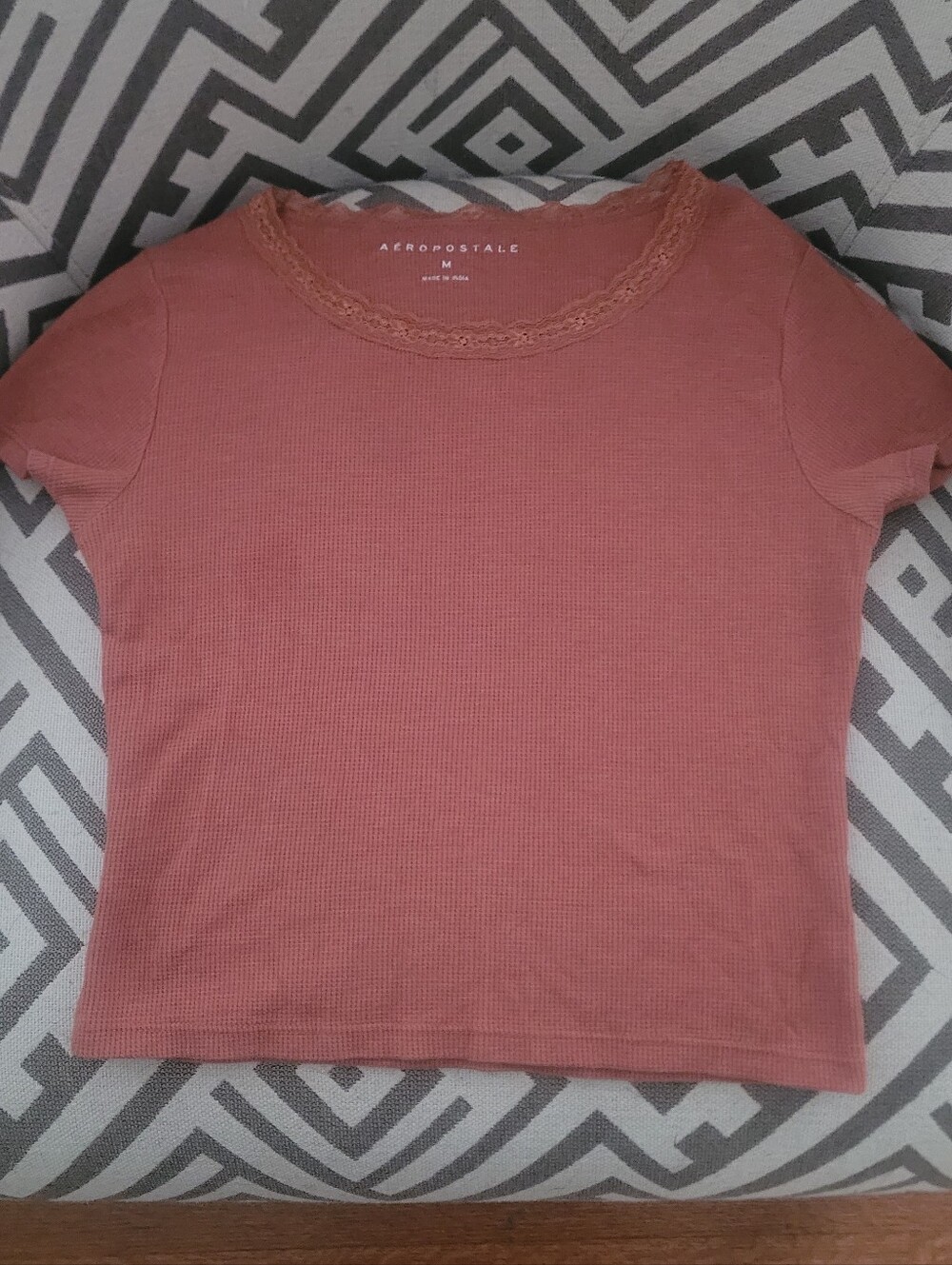 Aeropostale Rust colored Short Sleeve Ribbed Top with Lace Trim